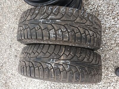 215/65/R16C Nokian naastrehvid 2tk