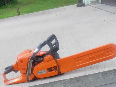 Mootorsaag Husqvarna 555