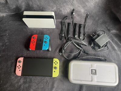 Nintendo Switch OLED + tarvikud