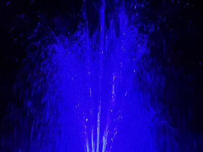 LED RGB prožektor