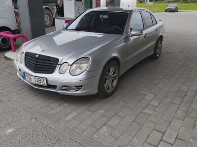 Mercedes-Benz e280 v6 140kw