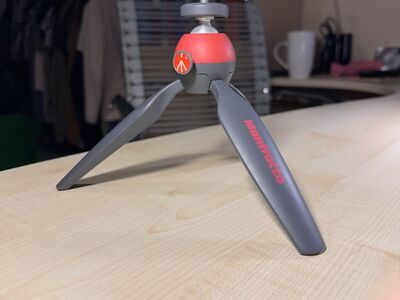 Manfrotto statiiv Pixi Mini MTPIXI-RD