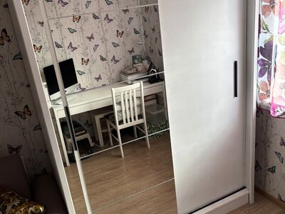 Müüa riidekapp