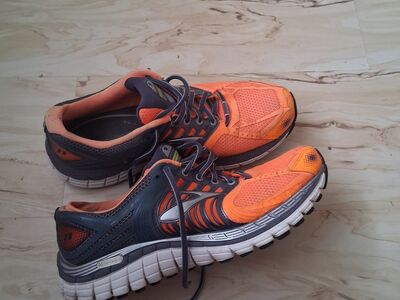Brooks spordijalatsid