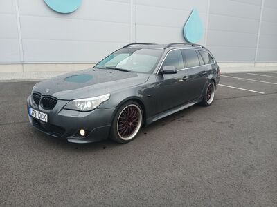 BMW e61