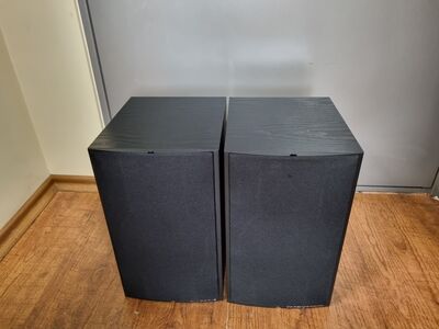 WHARFEDALE DIAMOND 8.2 riiulikõlarid
