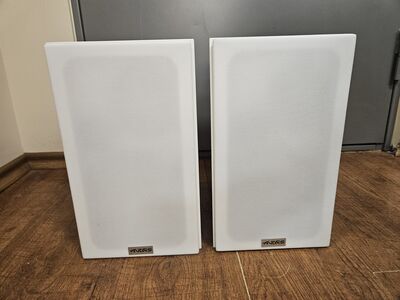 Audes 106 Maestro Hi-End riiulikõlarid