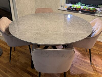 Söögilaud, diameeter 140cm