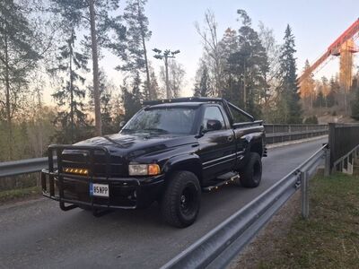 Dodge Ram 5.2 magnum