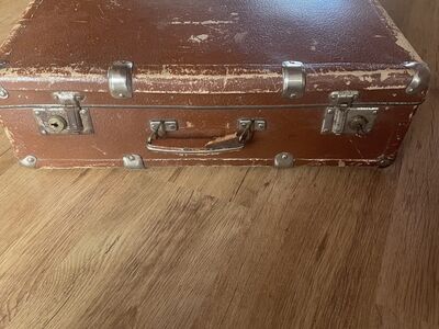 Nostalgiline vana kohver