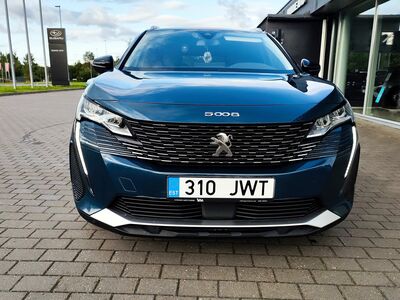 Peugeot 5008 1.5 96kW .