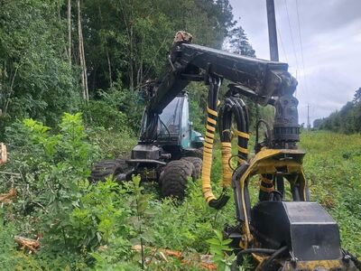 Müüa Timberjack 1270B harvester