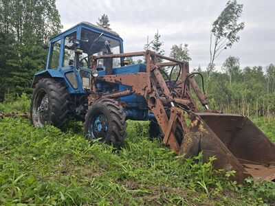 MTZ 82.1 (koos kunniga või ilma)