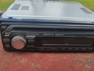 Sony CDX-GT424U USB