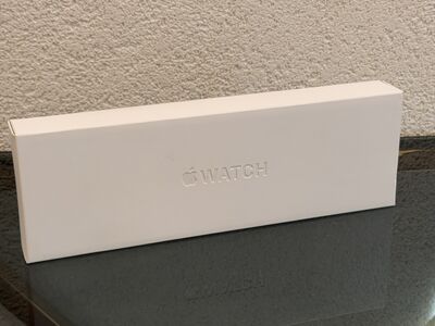 Uus Apple Watch 11 46mm Silver, 2a garantii