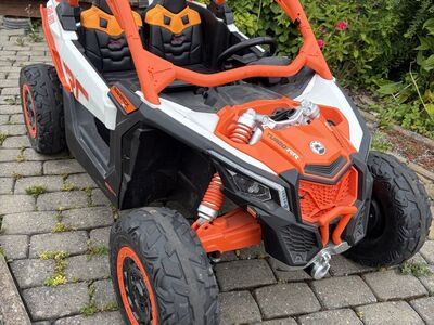 Müüa heas korras kahekohaline Laste elektriauto