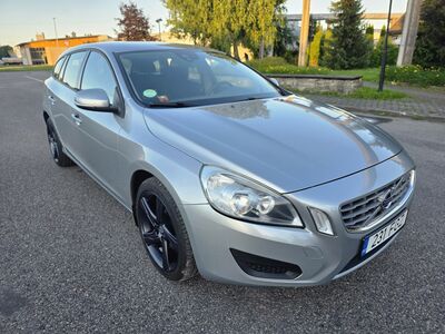 Äsja Hollandist Volvo V60 2012a diisel Reg makstud