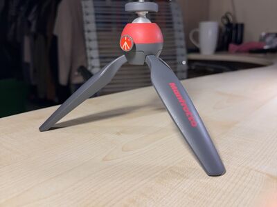 Manfrotto statiiv Pixi Mini MTPIXI-RD