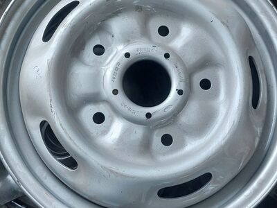 Väga viisakas Ford Transiti 15" plekkvelg