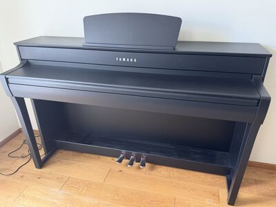 YAMAHA digiklaver CLP735B