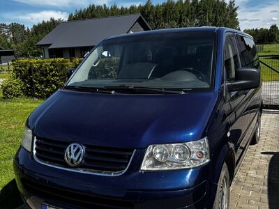 VOLKSWAGEN MULTIVAN 2.5 TDI 128 kW, nelikvedu