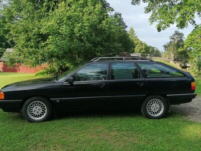 Audi 100 Avant