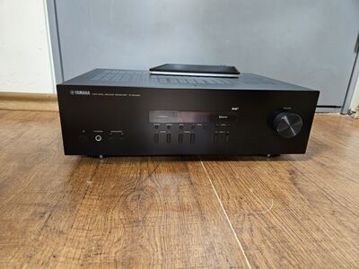 Yamaha R-S202D Stereo ressiiver BT, DAB.
