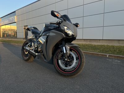 Honda CBR1000RR 2008