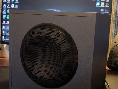 Logitech Z625