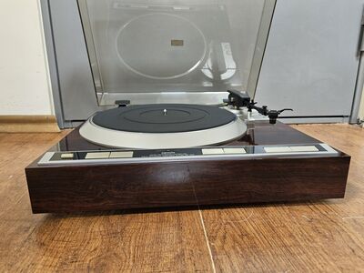 Denon DP-37F 2-Speed Direct-Drive Turntable