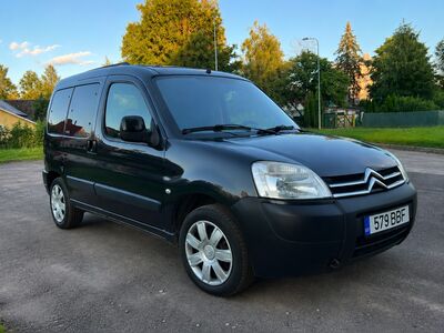 REG HINNAS Citröen Berlingo 1,6 80kw, Panroraam