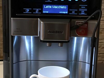 Täisautomaatne kohvimasin Siemens Eq6 S700