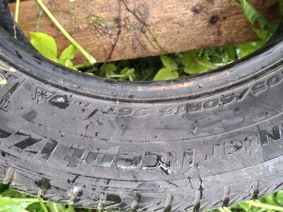 205/60R16 Hankook Winter i*Cept IZ2