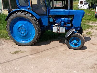 Traktor T -40