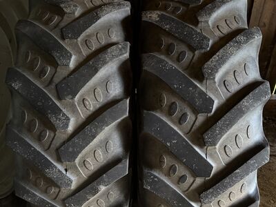 Müüa rehvid BKT 460/85R30 2tk