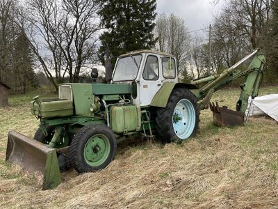 Jumz ekskavaator / traktor