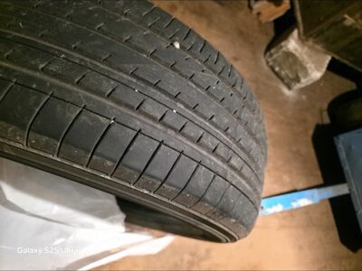 225/60 R17 Bridgestone suverehvid.