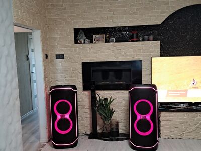 2 peokõlarit JBL PartyBox Ultimate