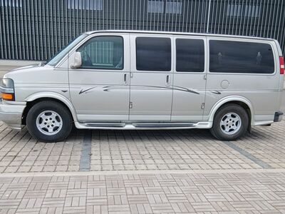 Ülimalt mugav USA 4x4 INVABUSS
