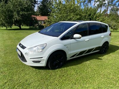 Ford smax