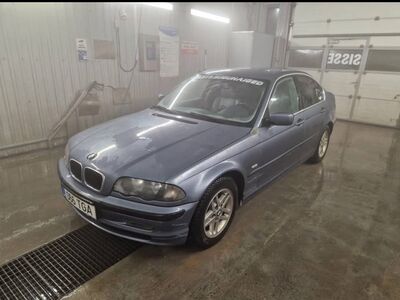 BMW E46 323i