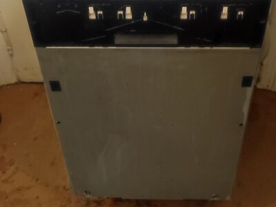 45 cm lai integreeritav nõudepesumasin Bosch