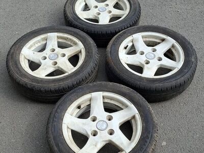 MOPEEDAUTODE VALUVELJED+REHVID