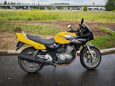 Honda cb500s
