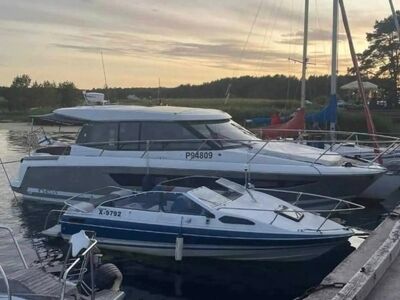 Bayliner capri 2150