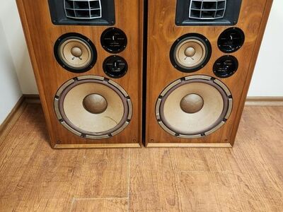 Pioneer CS-E700 3-Way Loudspeaker System