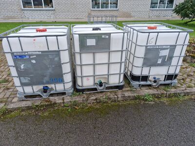1000l IBC mahutid.