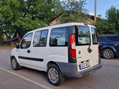 FIAT DOBLO N1 kaubik 1.4i manuaal 2006