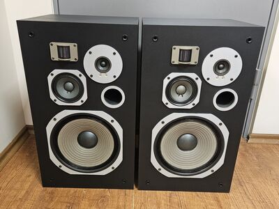 Pioneer HPM-70 HiFi Loudspeaker System