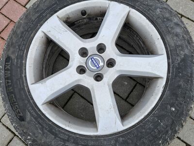 XC70 VOLVO VELJED KOOS SUVEREHVIDEGA